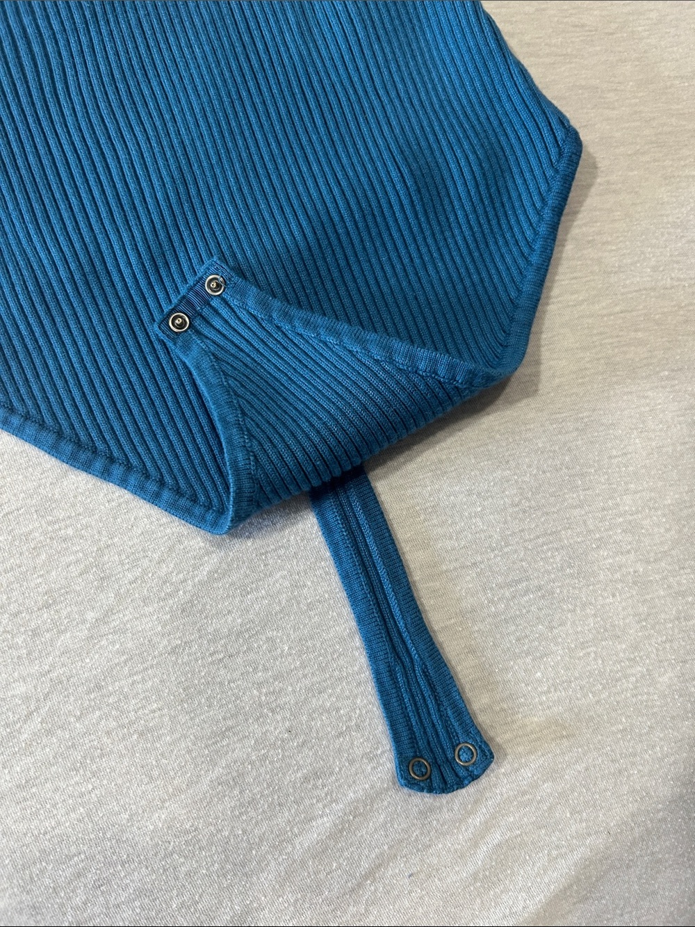 Abercrombie & Fitch Ribbed Teal One-Piece bodysuit Sz L - Picture 4 of 6